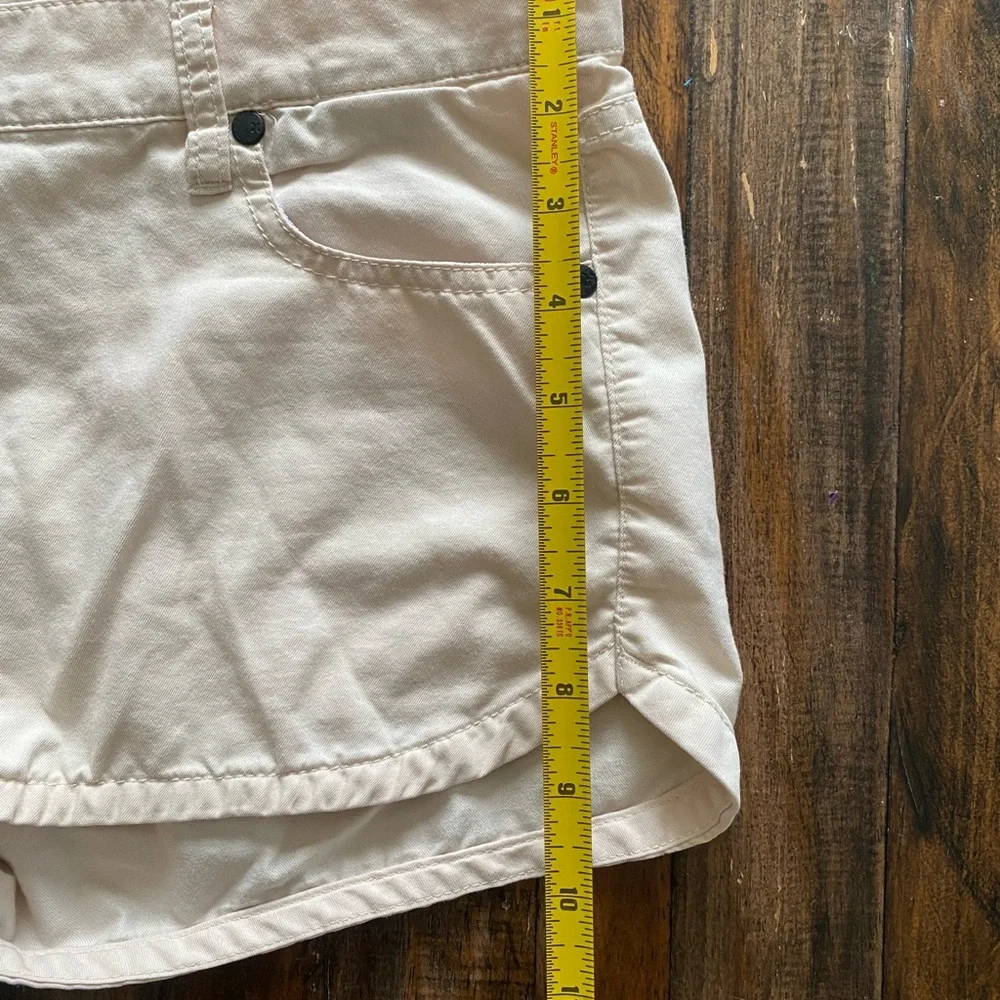 Hurley Nike dri-fit Cream Shorts - Picture 5 of 5
